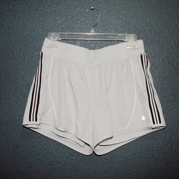 Nike Pants - LIGHT GRAY ATHLETIC SHORTS ⚡️